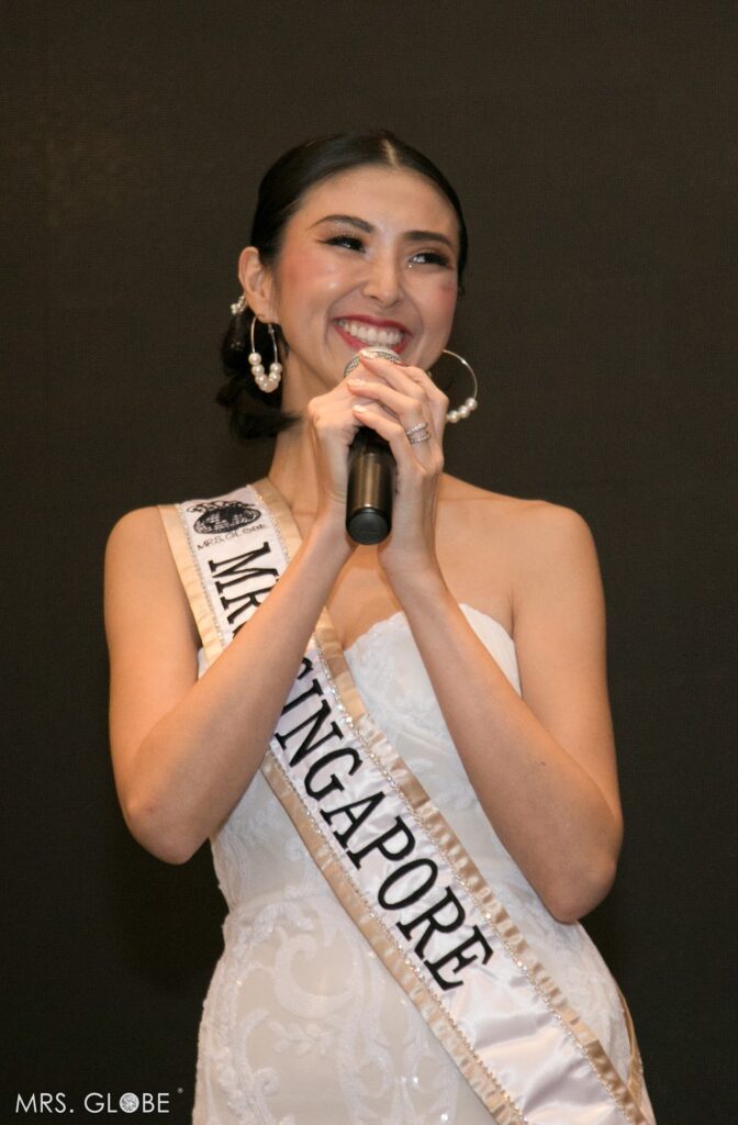 美元 Miwon Mrs Singapore Globe 2019 04
